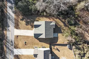 582 Griffin St, Grantville, GA 30220 - Photo 49