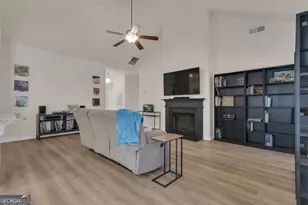 582 Griffin St, Grantville, GA 30220 - Photo 11