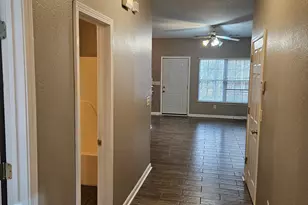 180 Brookview Dr, Riverdale, GA 30274 - Photo 13