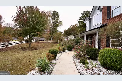 5004 Owen Mill Trail, Stone Mountain, GA 30083 - Photo 5