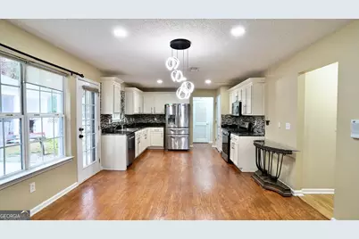 5004 Owen Mill Trail, Stone Mountain, GA 30083 - Photo 13