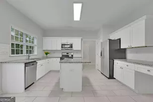 11420 Crossington Rd, Johns Creek, GA 30005 - Photo 13