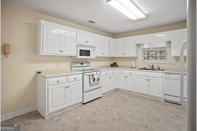 1901 Erin Way, Statesboro, GA 30458 - Photo 7