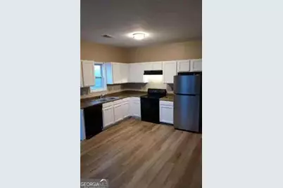 2065 Ml King Jr. Drive NW, Atlanta, GA 30310 - Photo 3