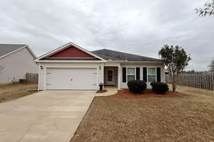 208 New Hope Dr, Perry, GA 31069 - Photo 1