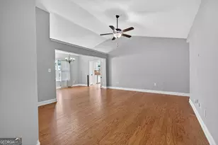 208 New Hope Dr, Perry, GA 31069 - Photo 7