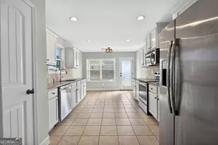 208 New Hope Dr, Perry, GA 31069 - Photo 11