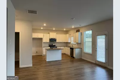 417 Sawmill Trace, Hampton, GA 30228 - Photo 5