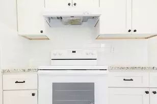 116 N 14th St, Griffin, GA 30223 - Photo 9