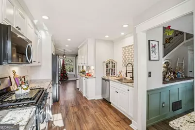 2382 Battle Forest Drive SW, Marietta, GA 30064 - Photo 13