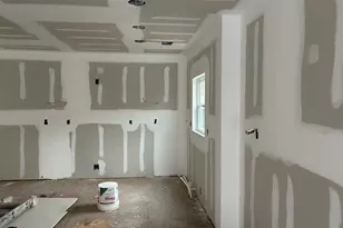 1743 Madrona St NW, Atlanta, GA 30318 - Photo 11