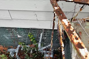 1743 Madrona St NW, Atlanta, GA 30318 - Photo 5