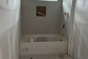 1743 Madrona St NW, Atlanta, GA 30318 - Photo 13