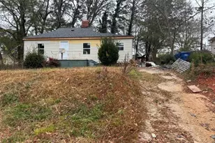 1743 Madrona St NW, Atlanta, GA 30318 - Photo 3