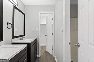 658 Hunt Station Dr, Lawrenceville, GA 30044 - Photo 17