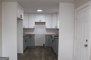 21 Duke Cir, Winder, GA 30680 - Photo 5