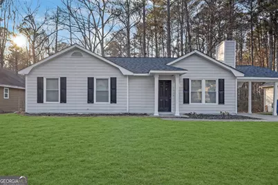 6385 Emerald Pointe Circle, College Park, GA 30349 - Photo 3