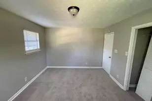 500 Carillon Ct, Stone Mountain, GA 30083 - Photo 13