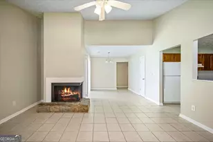 5426 Martins Crossing Rd, Stone Mountain, GA 30088 - Photo 5