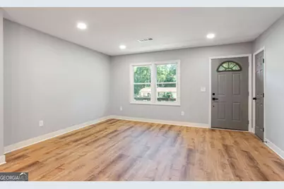 3652 Sweetbriar Circle, Lithia Springs, GA 30122 - Photo 9