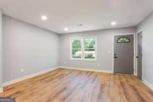 3652 Sweetbriar Cir, Lithia Springs, GA 30122 - Photo 9