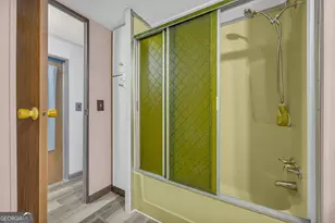 39 Valley View Dr, Lavonia, GA 30553 - Photo 21