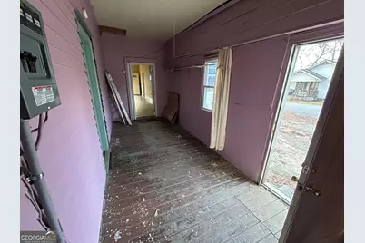 88 E Stephens Street, Winder, GA 30680 - Photo 13