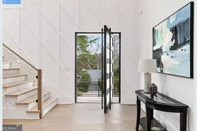 1005 Clementstone Drive, Atlanta, GA 30342 - Photo 9