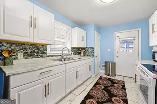 1101 Lloyd Dr, Forest Park, GA 30297 - Photo 9