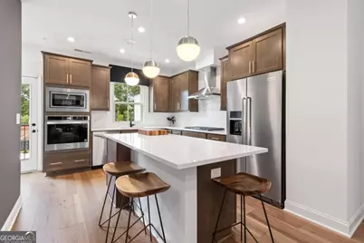 2576 Astaire Court, Atlanta, GA 30318 - Photo 13