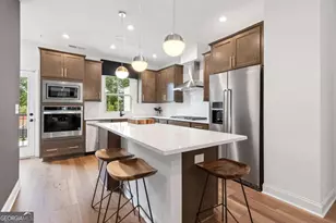 2582 Astaire Ct, Atlanta, GA 30318 - Photo 13