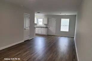 101 Sarah Ln, Lagrange, GA 30241 - Photo 3