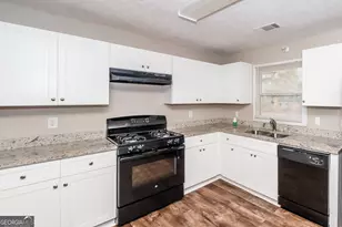 4540 Kent Rd, College Park, GA 30337 - Photo 5