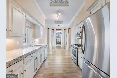 3636 Peachtree Road NE #405, Atlanta, GA 30319 - Photo 3