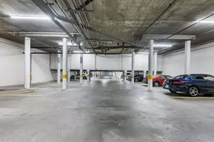 3636 Peachtree Rd NE, Atlanta, GA 30319 - Photo 21