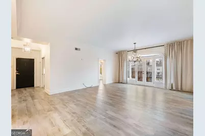 3636 Peachtree Road NE #405, Atlanta, GA 30319 - Photo 9