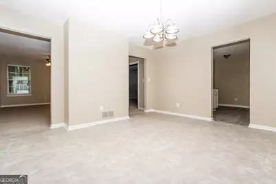 3773 Kathryn Drive SW, Atlanta, GA 30331 - Photo 5