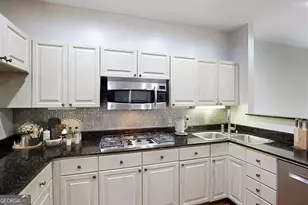 5264 Brooke Ridge Dr, Dunwoody, GA 30338 - Photo 11