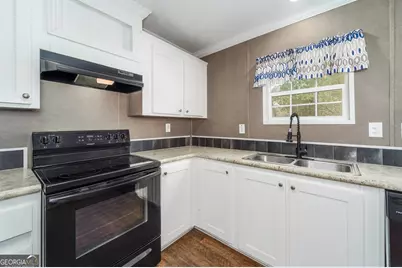 6911 Old Hortense Road, Hortense, GA 31543 - Photo 13