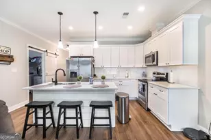 309 Charles Gray Blvd, Perry, GA 31069 - Photo 11