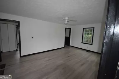 1490 Broad Street NE, Conyers, GA 30012 - Photo 3