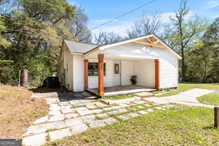 202 Martin Luther King Jr Dr, Perry, GA 31069 - Photo 1