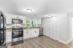 202 Martin Luther King Jr Dr, Perry, GA 31069 - Photo 17