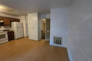 1685 Hunting Creek Dr SE, Conyers, GA 30013 - Photo 7