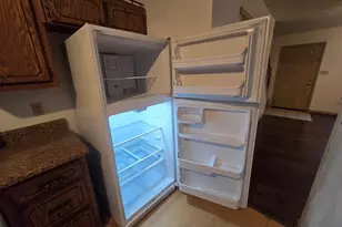 1685 Hunting Creek Dr SE, Conyers, GA 30013 - Photo 9