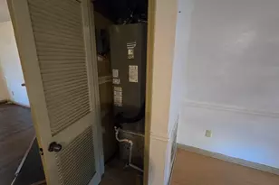 1685 Hunting Creek Dr SE, Conyers, GA 30013 - Photo 5