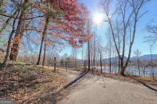 314 Lakeside Dr, Hiawassee, GA 30546 - Photo 1