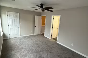 1607 Hallmark Hills Dr, Griffin, GA 30223 - Photo 17