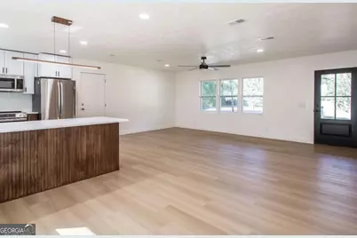 2885 Longwood Road, Waycross, GA 31503 - Photo 11