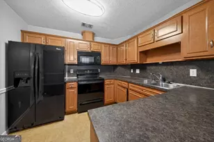 8042 Sonoma Pointe Dr, Columbus, GA 31909 - Photo 9